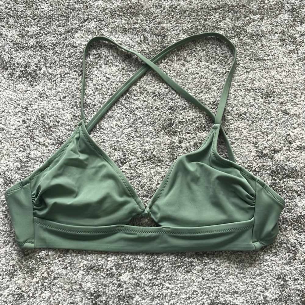 Underwire Bikini top - Picture 2 of 4